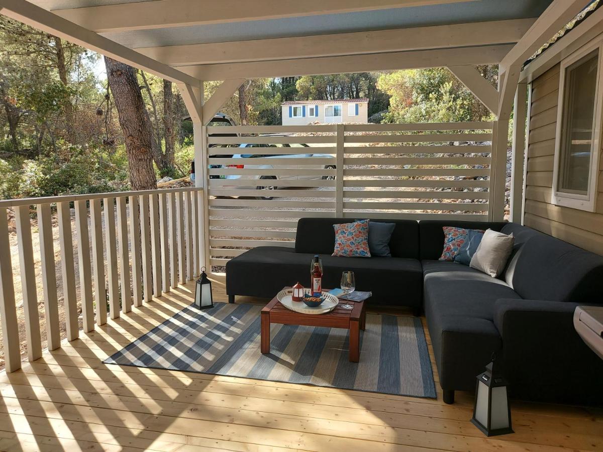 Philomena Mobile Home Camping Pašman 외부 사진